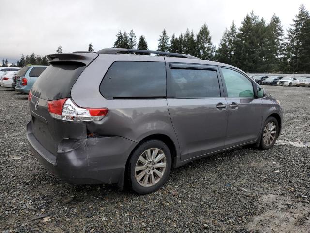 Photo 2 VIN: 5TDDK3DC2CS046688 - TOYOTA SIENNA XLE 