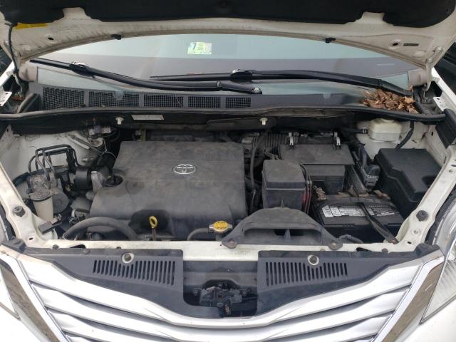 Photo 11 VIN: 5TDDK3DC2DS054064 - TOYOTA SIENNA XLE 