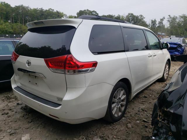 Photo 2 VIN: 5TDDK3DC2DS054064 - TOYOTA SIENNA XLE 