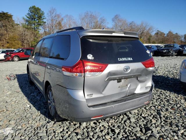 Photo 8 VIN: 5TDDK3DC2DS055795 - TOYOTA SIENNA XLE 