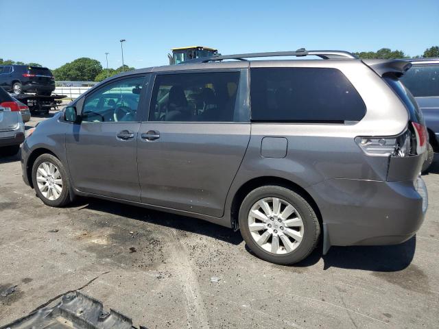 Photo 1 VIN: 5TDDK3DC2DS062858 - TOYOTA SIENNA XLE 