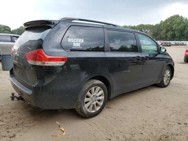 Photo 2 VIN: 5TDDK3DC2DS066828 - TOYOTA SIENNA XLE 