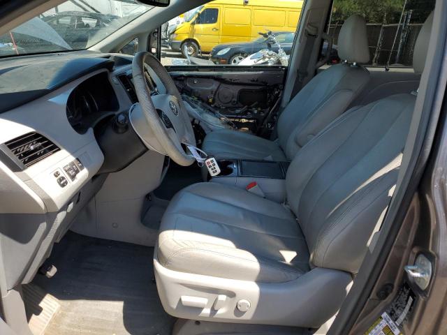 Photo 6 VIN: 5TDDK3DC2ES073800 - TOYOTA SIENNA XLE 