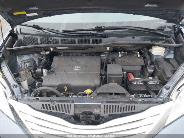 Photo 9 VIN: 5TDDK3DC2ES074915 - TOYOTA SIENNA 