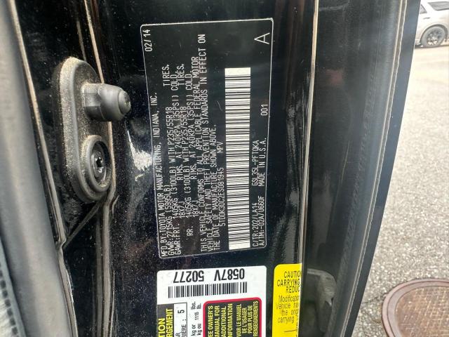 Photo 9 VIN: 5TDDK3DC2ES081945 - TOYOTA SIENNA XLE 