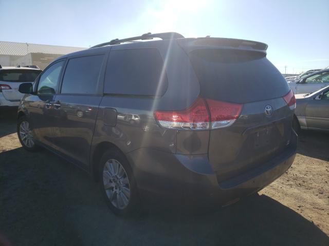 Photo 2 VIN: 5TDDK3DC2ES086126 - TOYOTA SIENNA XLE 