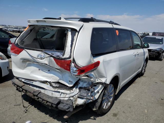 Photo 2 VIN: 5TDDK3DC2ES092704 - TOYOTA SIENNA XLE 