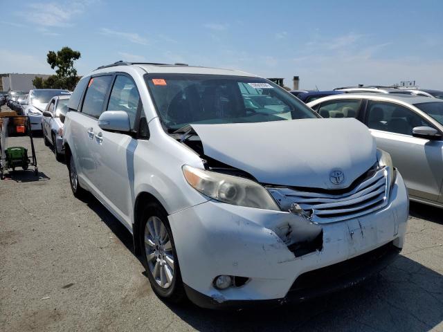 Photo 3 VIN: 5TDDK3DC2ES092704 - TOYOTA SIENNA XLE 