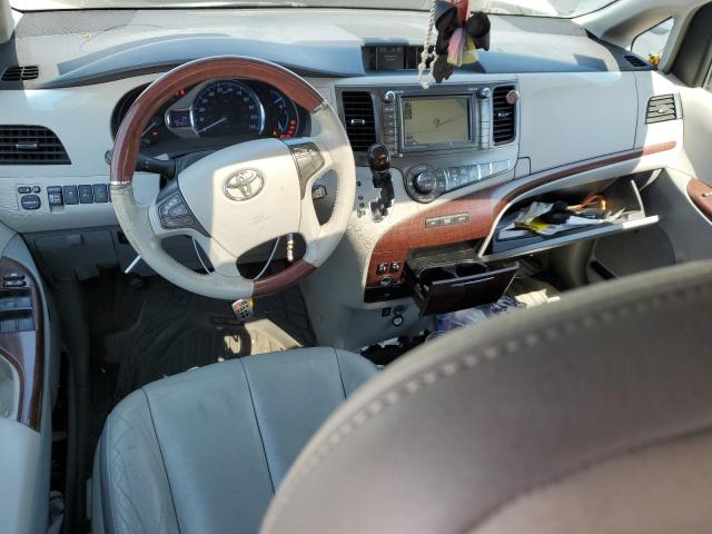 Photo 7 VIN: 5TDDK3DC2ES092704 - TOYOTA SIENNA XLE 