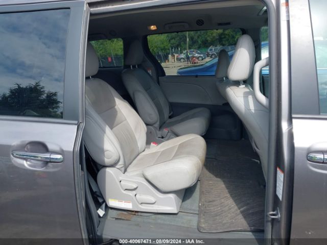 Photo 7 VIN: 5TDDK3DC2FS096902 - TOYOTA SIENNA 