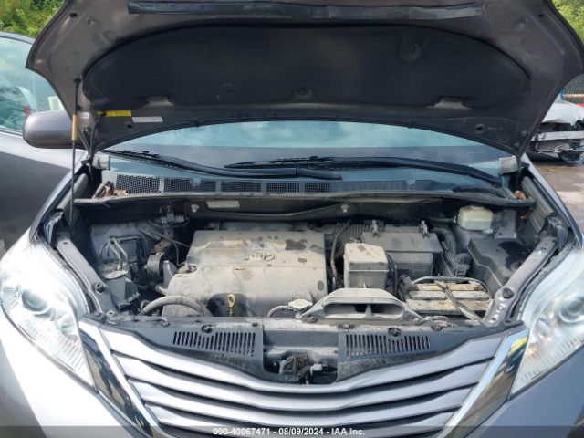 Photo 9 VIN: 5TDDK3DC2FS096902 - TOYOTA SIENNA 