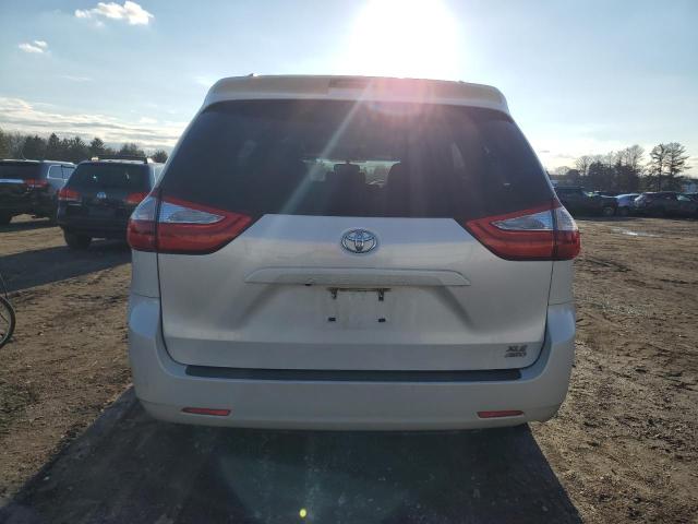 Photo 5 VIN: 5TDDK3DC2FS108434 - TOYOTA SIENNA XLE 