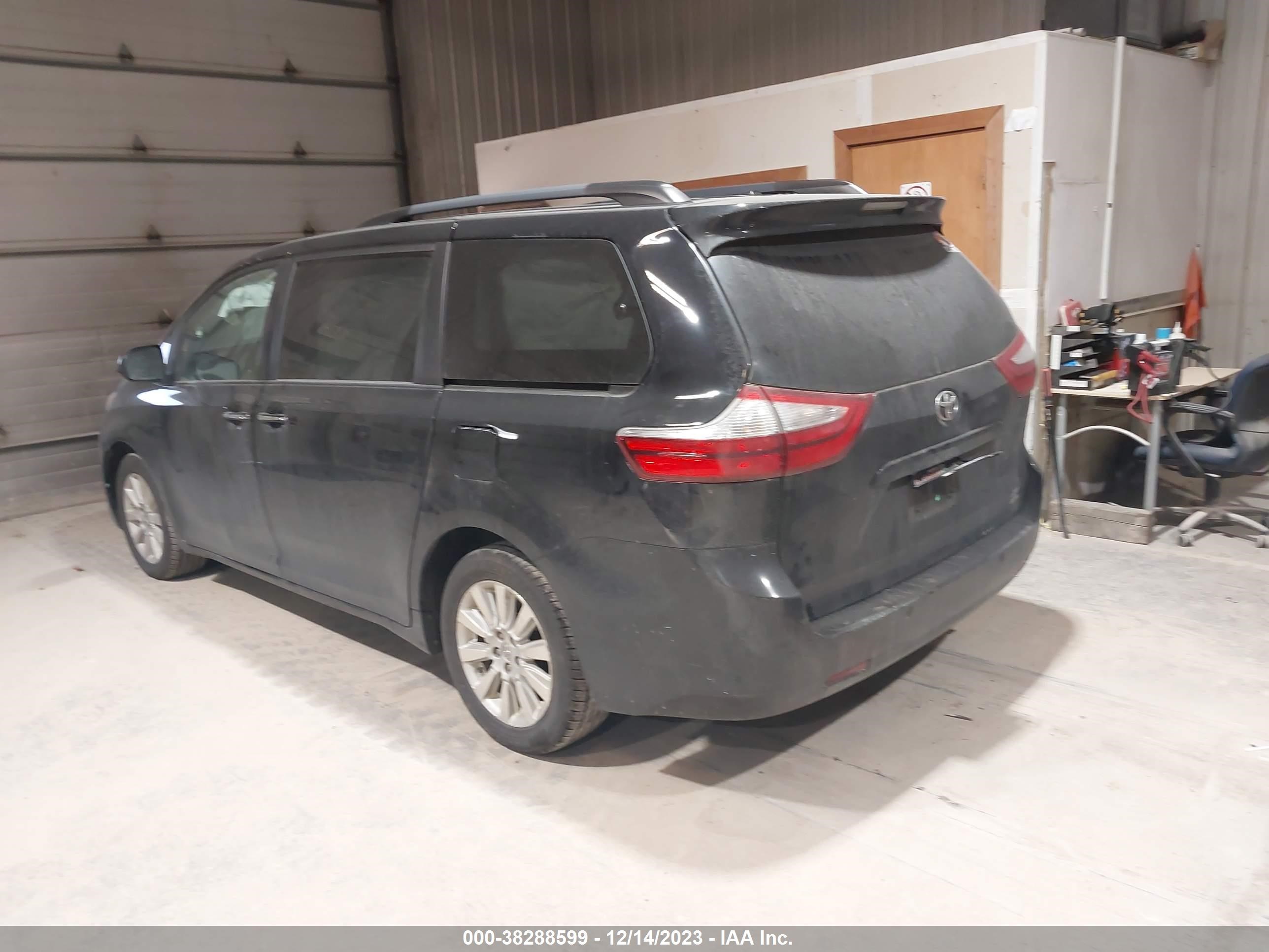 Photo 2 VIN: 5TDDK3DC2FS109907 - TOYOTA SIENNA 