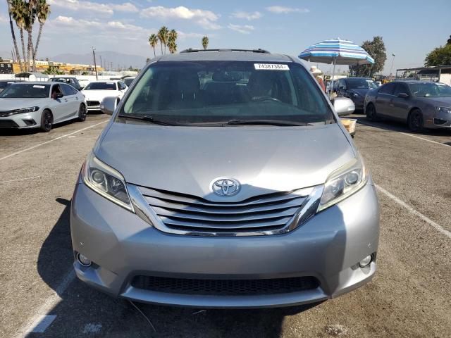 Photo 4 VIN: 5TDDK3DC2FS111740 - TOYOTA SIENNA XLE 