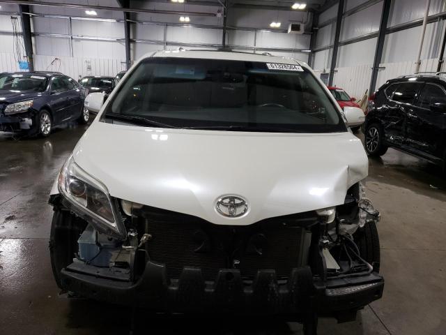 Photo 4 VIN: 5TDDK3DC2FS113679 - TOYOTA SIENNA XLE 