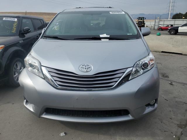 Photo 4 VIN: 5TDDK3DC2FS114508 - TOYOTA SIENNA XLE 