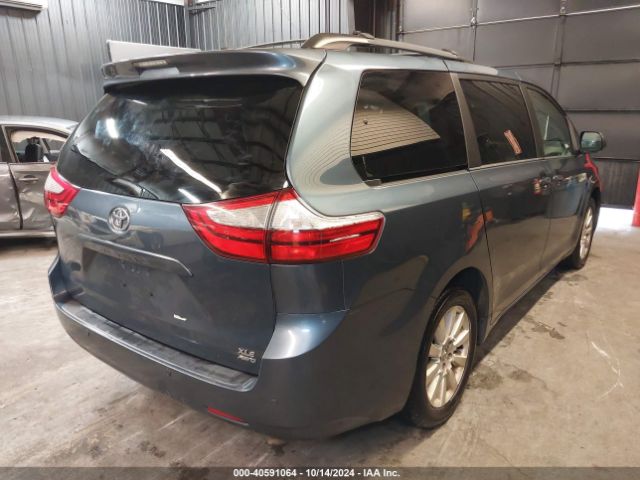 Photo 3 VIN: 5TDDK3DC2FS122947 - TOYOTA SIENNA 