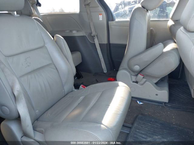 Photo 7 VIN: 5TDDK3DC2GS133870 - TOYOTA SIENNA 