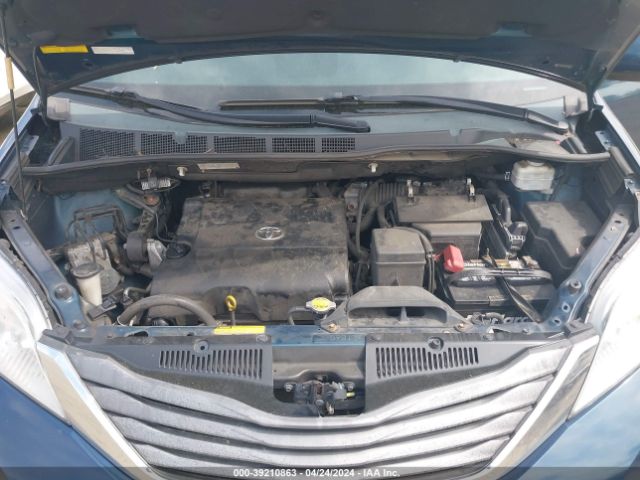 Photo 9 VIN: 5TDDK3DC3BS009213 - TOYOTA SIENNA 