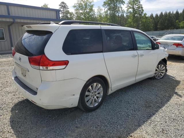 Photo 2 VIN: 5TDDK3DC3BS016291 - TOYOTA SIENNA XLE 