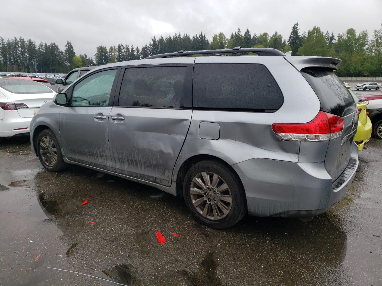 Photo 1 VIN: 5TDDK3DC3BS022267 - TOYOTA SIENNA 