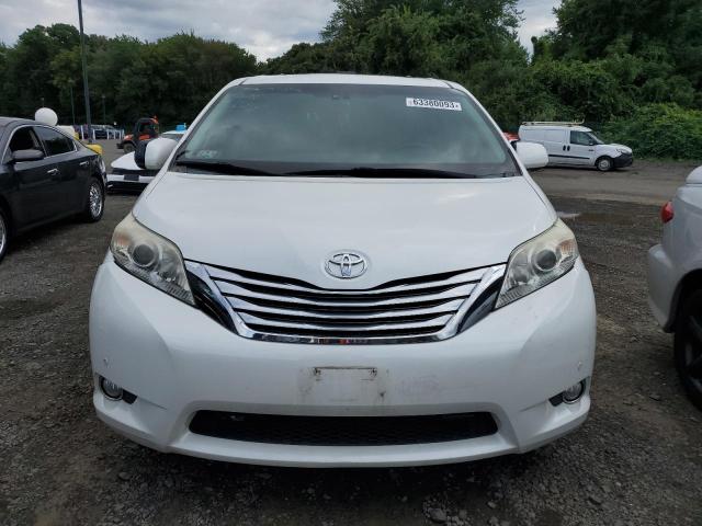 Photo 4 VIN: 5TDDK3DC3CS032766 - TOYOTA SIENNA XLE 