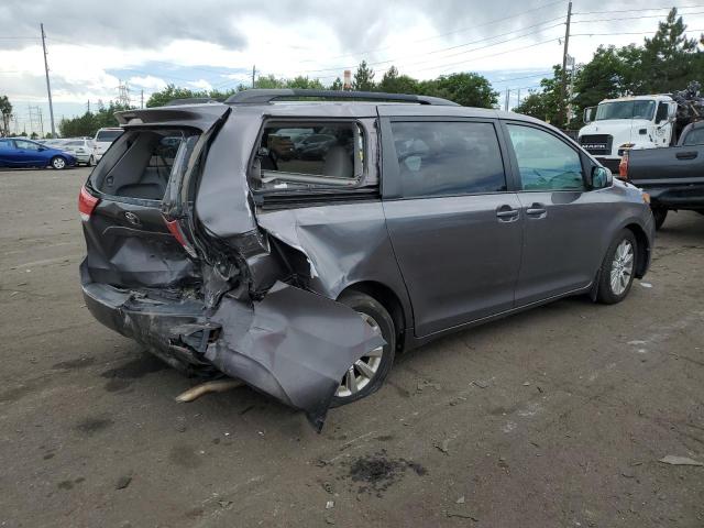 Photo 2 VIN: 5TDDK3DC3CS036087 - TOYOTA SIENNA XLE 