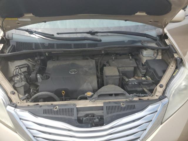 Photo 11 VIN: 5TDDK3DC3CS040303 - TOYOTA SIENNA XLE 