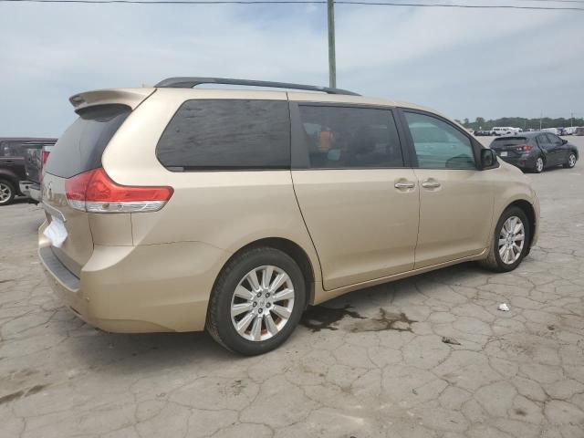 Photo 2 VIN: 5TDDK3DC3CS040303 - TOYOTA SIENNA XLE 