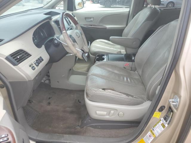 Photo 6 VIN: 5TDDK3DC3CS040303 - TOYOTA SIENNA XLE 