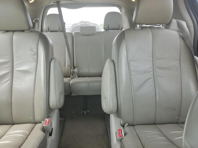 Photo 9 VIN: 5TDDK3DC3CS040303 - TOYOTA SIENNA XLE 