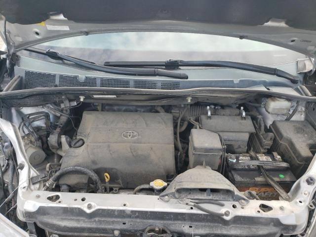 Photo 11 VIN: 5TDDK3DC3CS047154 - TOYOTA SIENNA XLE 