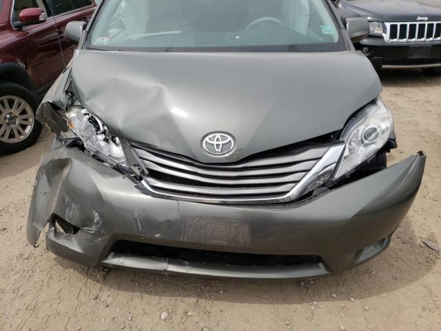 Photo 6 VIN: 5TDDK3DC3CS049020 - TOYOTA SIENNA XLE 