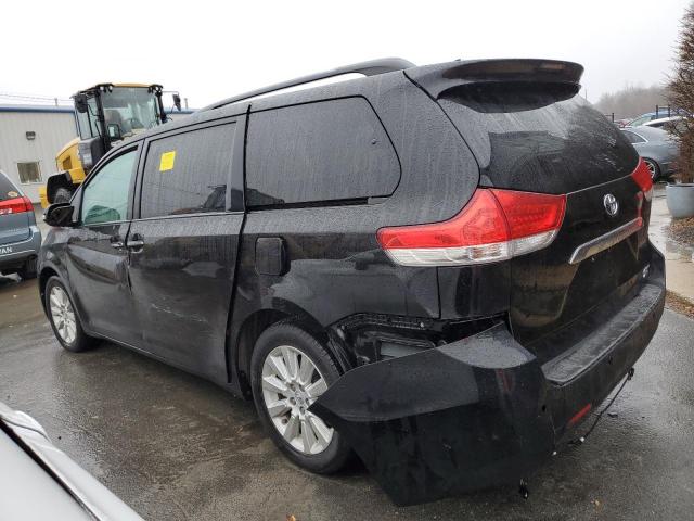 Photo 1 VIN: 5TDDK3DC3DS055420 - TOYOTA SIENNA XLE 