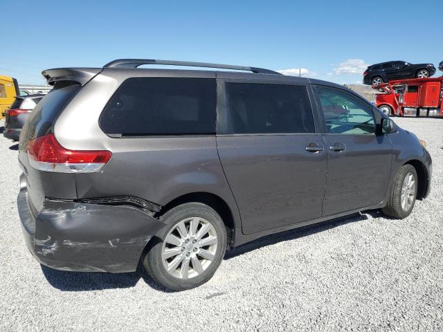 Photo 2 VIN: 5TDDK3DC3ES079492 - TOYOTA SIENNA XLE 