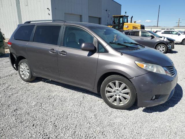 Photo 3 VIN: 5TDDK3DC3ES079492 - TOYOTA SIENNA XLE 