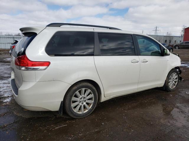 Photo 2 VIN: 5TDDK3DC3ES082392 - TOYOTA SIENNA XLE 