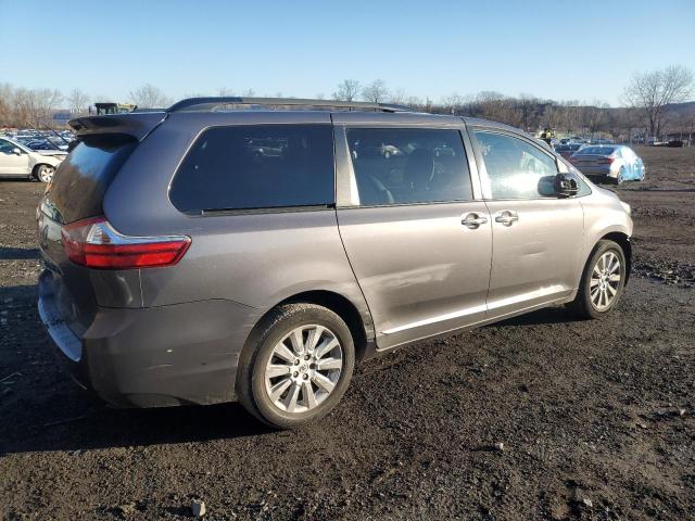 Photo 2 VIN: 5TDDK3DC3FS117093 - TOYOTA SIENNA XLE 