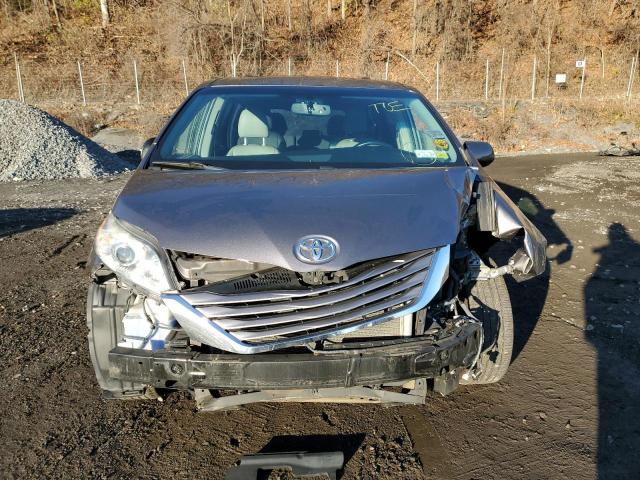 Photo 4 VIN: 5TDDK3DC3FS117093 - TOYOTA SIENNA XLE 