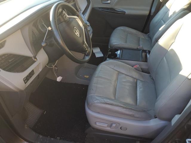 Photo 6 VIN: 5TDDK3DC3FS117093 - TOYOTA SIENNA XLE 