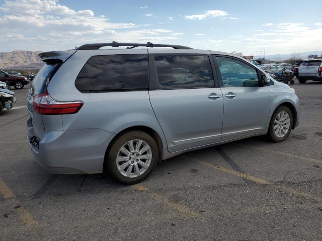 Photo 2 VIN: 5TDDK3DC3FS119992 - TOYOTA SIENNA XLE 