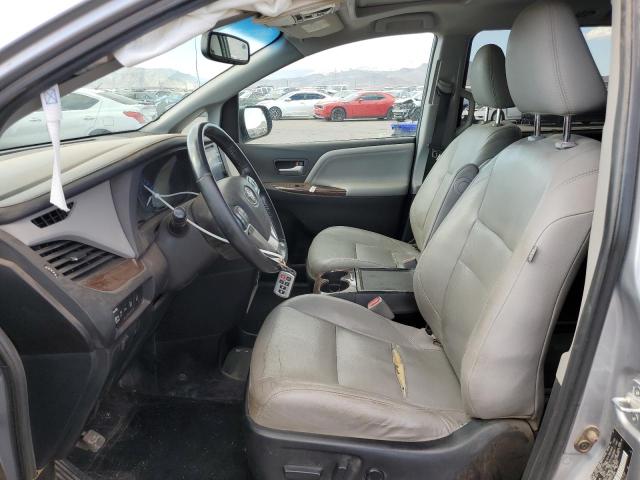 Photo 6 VIN: 5TDDK3DC3FS119992 - TOYOTA SIENNA XLE 