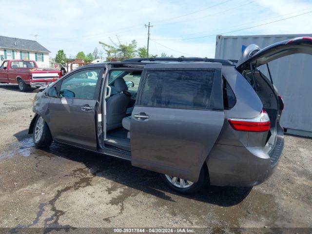 Photo 2 VIN: 5TDDK3DC3FS121922 - TOYOTA SIENNA 