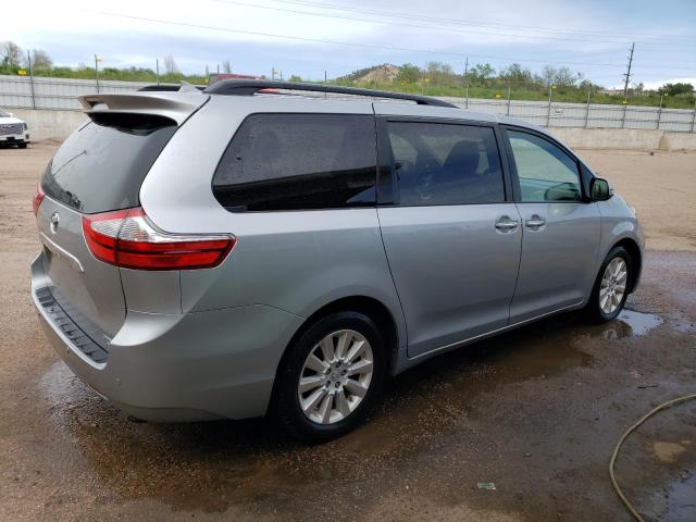 Photo 2 VIN: 5TDDK3DC3FS124867 - TOYOTA SIENNA XLE 