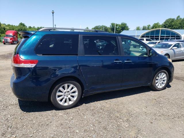 Photo 2 VIN: 5TDDK3DC4BS003095 - TOYOTA SIENNA XLE 