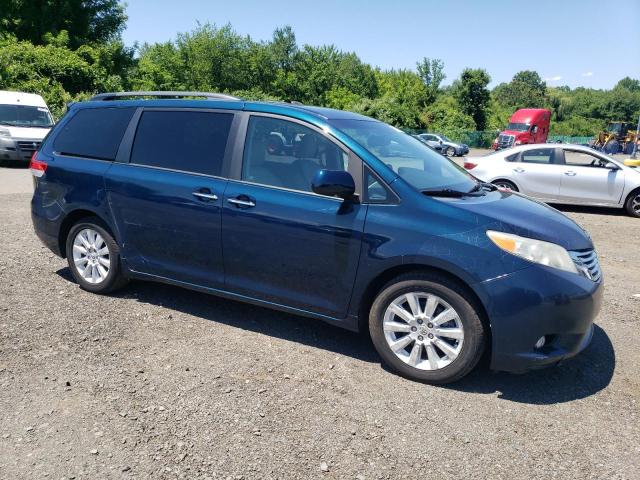 Photo 3 VIN: 5TDDK3DC4BS003095 - TOYOTA SIENNA XLE 