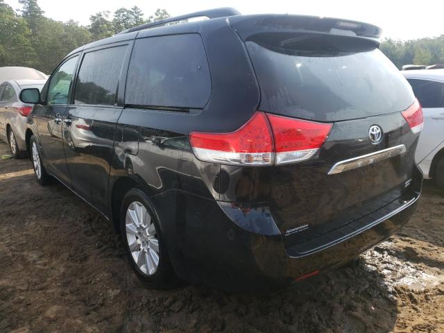 Photo 2 VIN: 5TDDK3DC4BS021046 - TOYOTA SIENNA XLE 