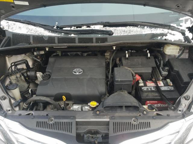 Photo 6 VIN: 5TDDK3DC4BS025257 - TOYOTA SIENNA XLE 