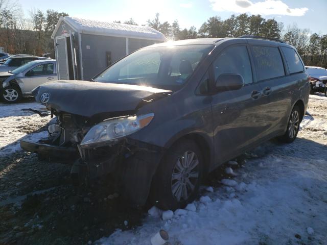 Photo 1 VIN: 5TDDK3DC4BS027252 - TOYOTA SIENNA XLE 