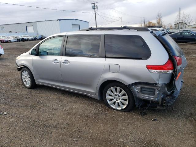 Photo 1 VIN: 5TDDK3DC4CS034638 - TOYOTA SIENNA XLE 